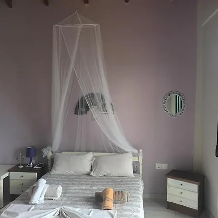 Villa Hara's *