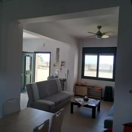Hara's Villa Psakoudia
