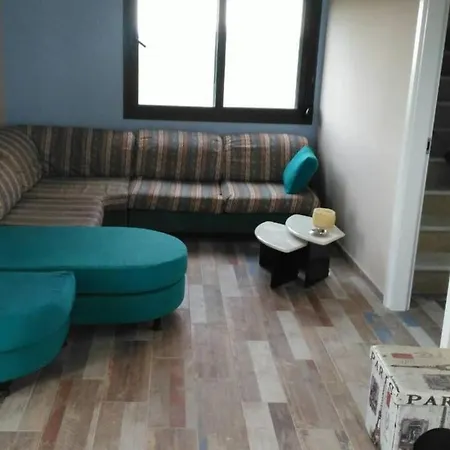Hara's Villa Psakoudia